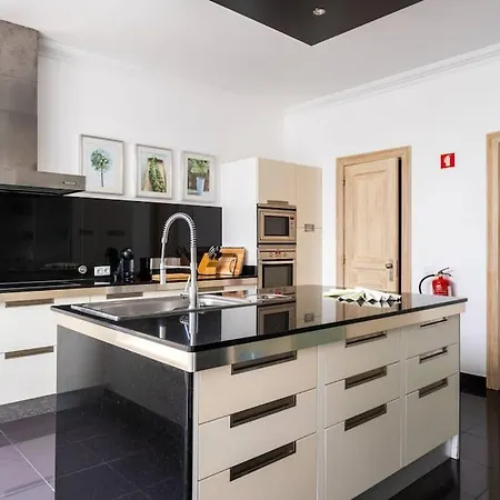 Luxurious Sprawling In Del Rey ヴィラ Amoreira