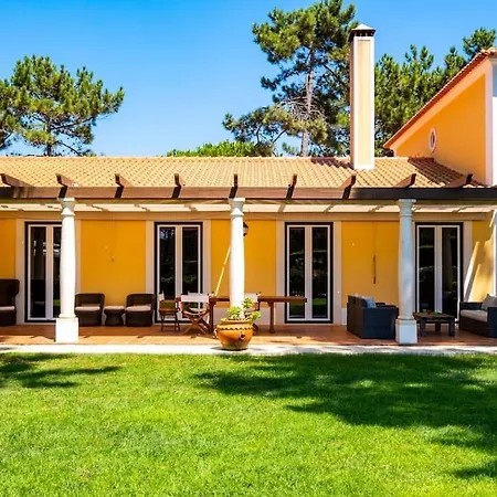 Luxurious Sprawling In Del Rey Villa Amoreira (Leiria)